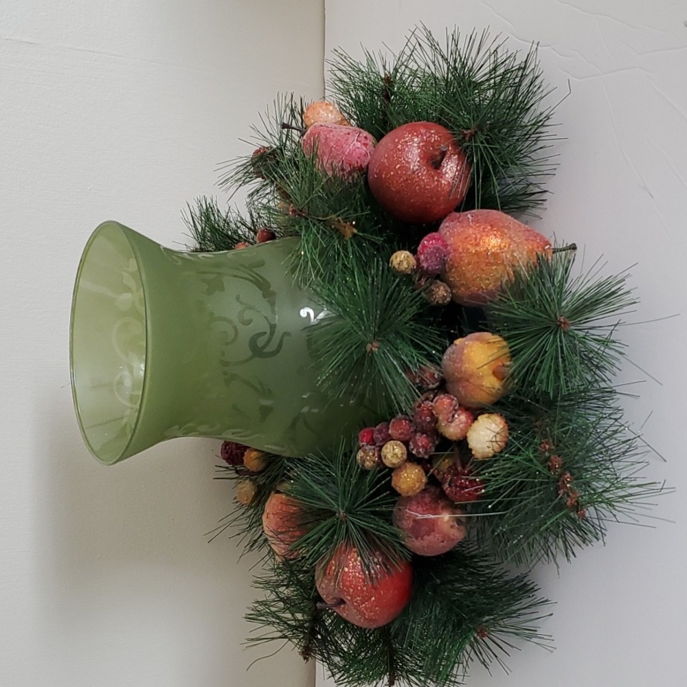 Green Christmas Vase With Crystalized Fall Fruit Ring